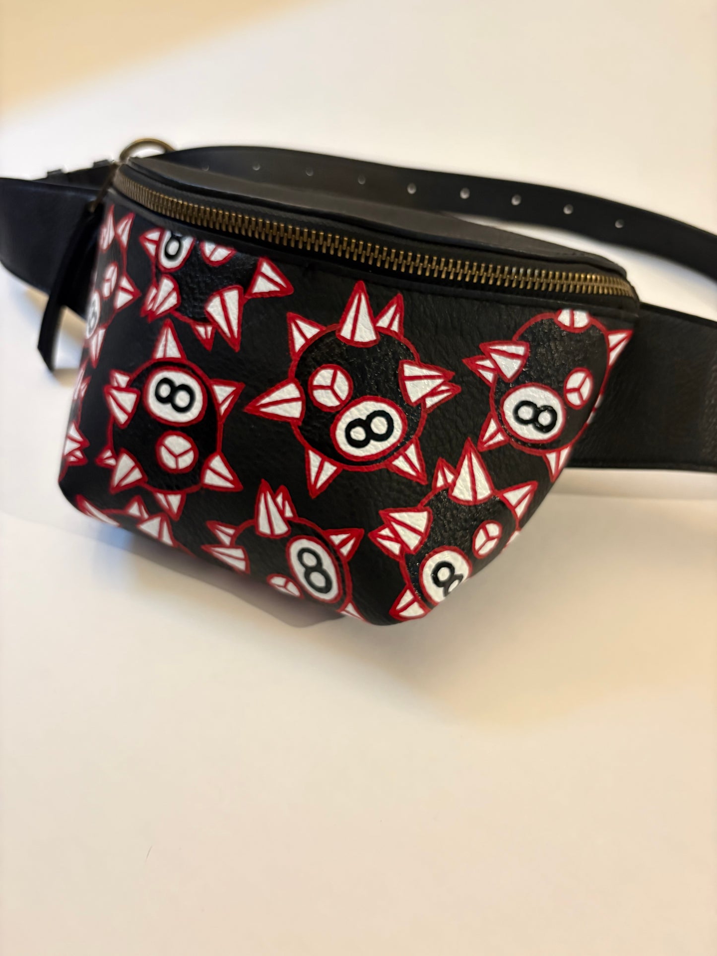 Lucky 8-Ball Bag